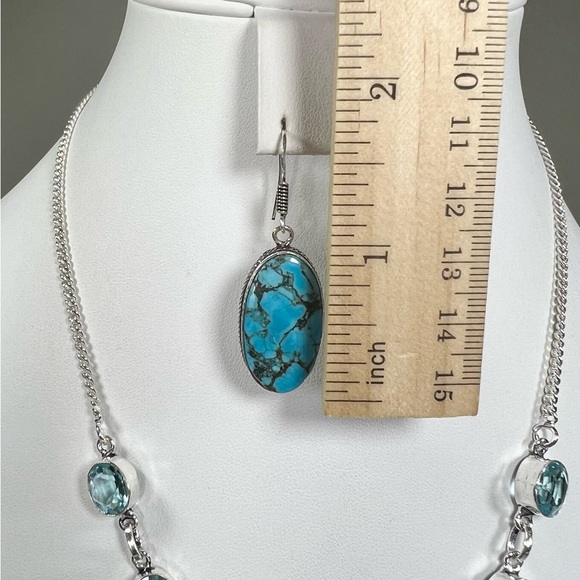 Exquisite Turquoise 925 Large Stone Gemstone Necklace & Earrings - Picture 5 of 9